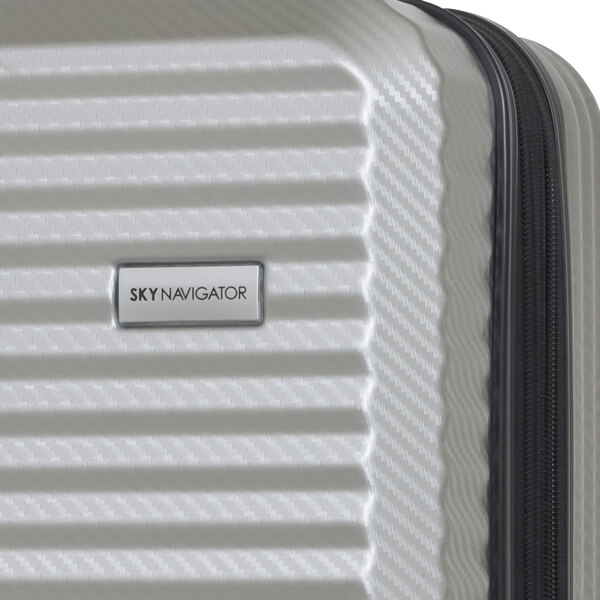 SKYNAVIGATORのスーツケースSK-0813-43のスーツケースのボディ